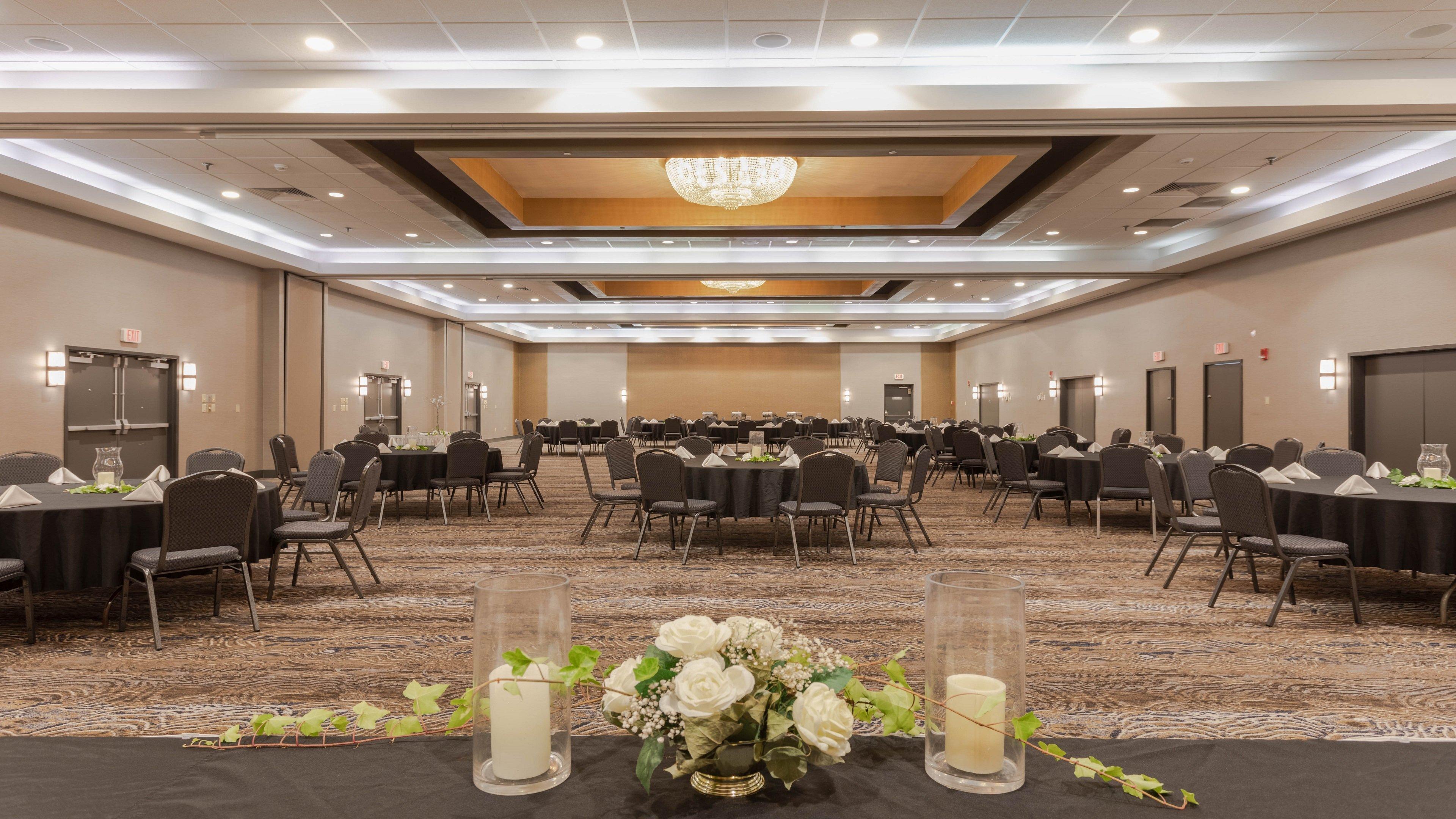 Holiday Inn Roanoke Airport - Conference Ctr By Ihg Экстерьер фото