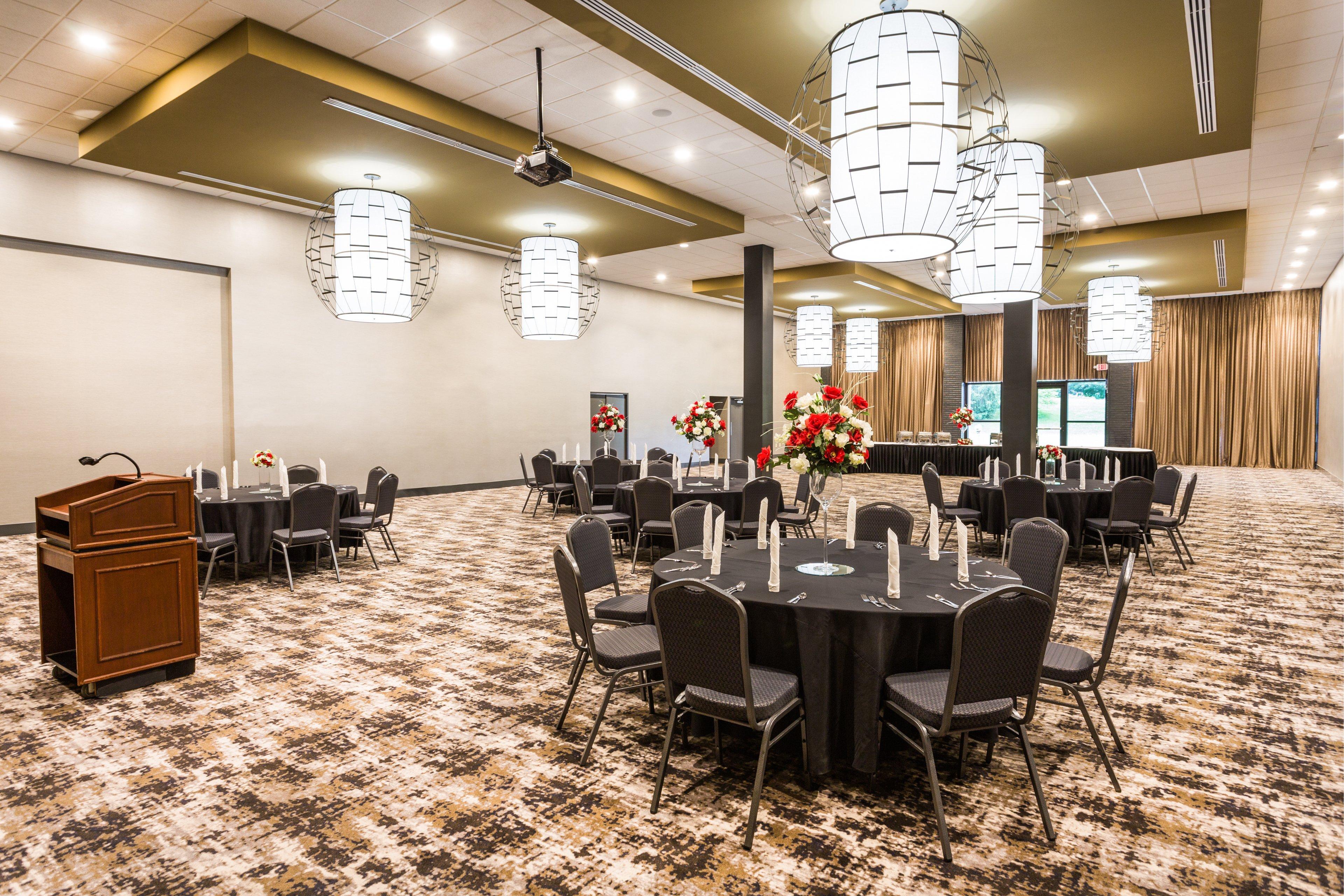 Holiday Inn Roanoke Airport - Conference Ctr By Ihg Экстерьер фото