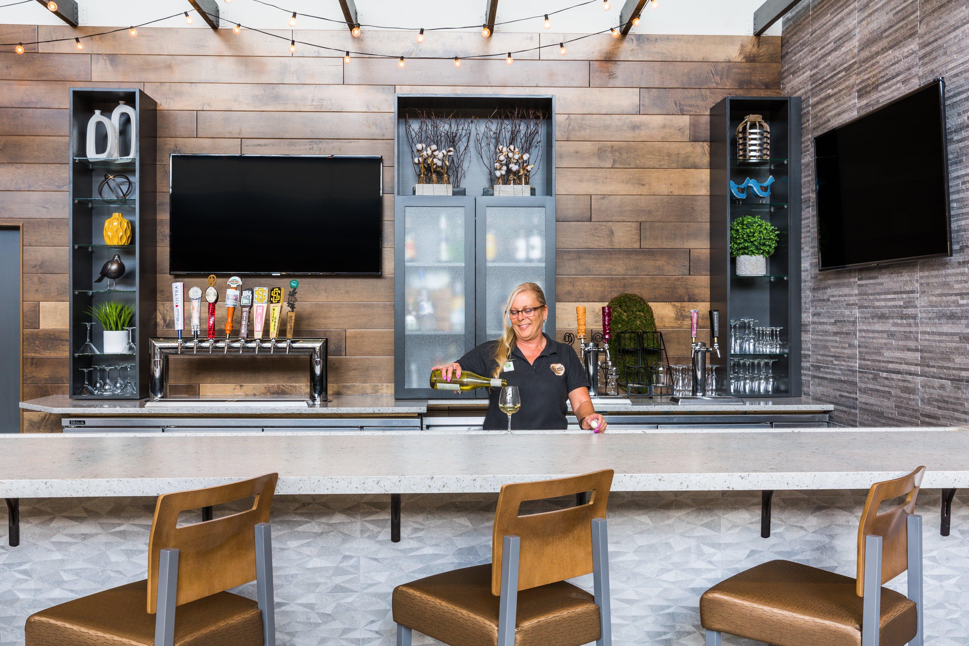 Holiday Inn Roanoke Airport - Conference Ctr By Ihg Экстерьер фото