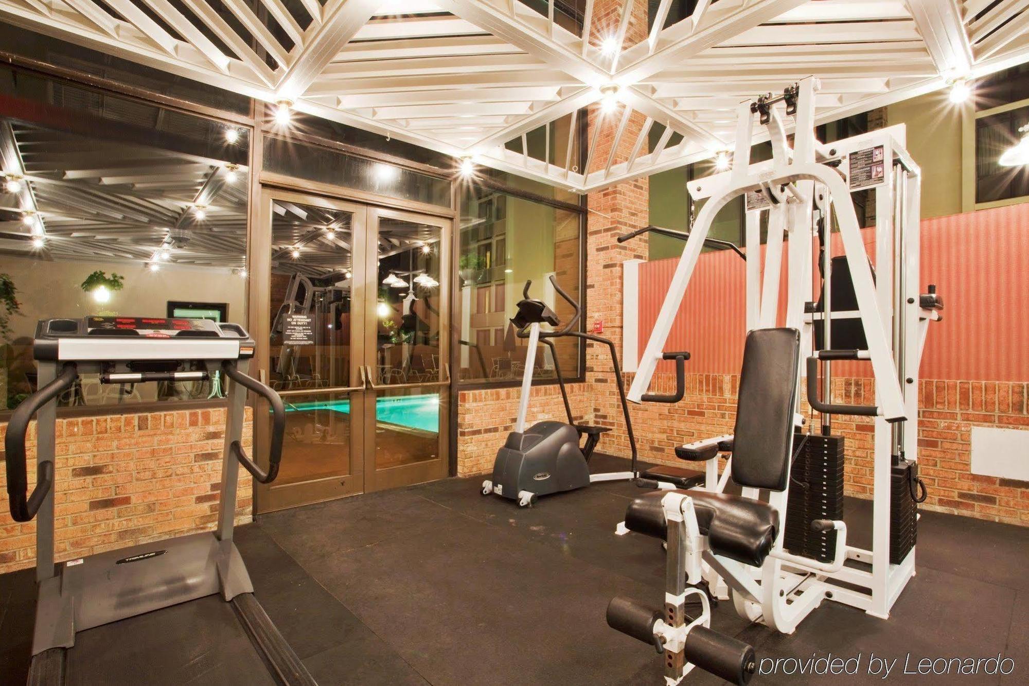 Holiday Inn Roanoke Airport - Conference Ctr By Ihg Экстерьер фото