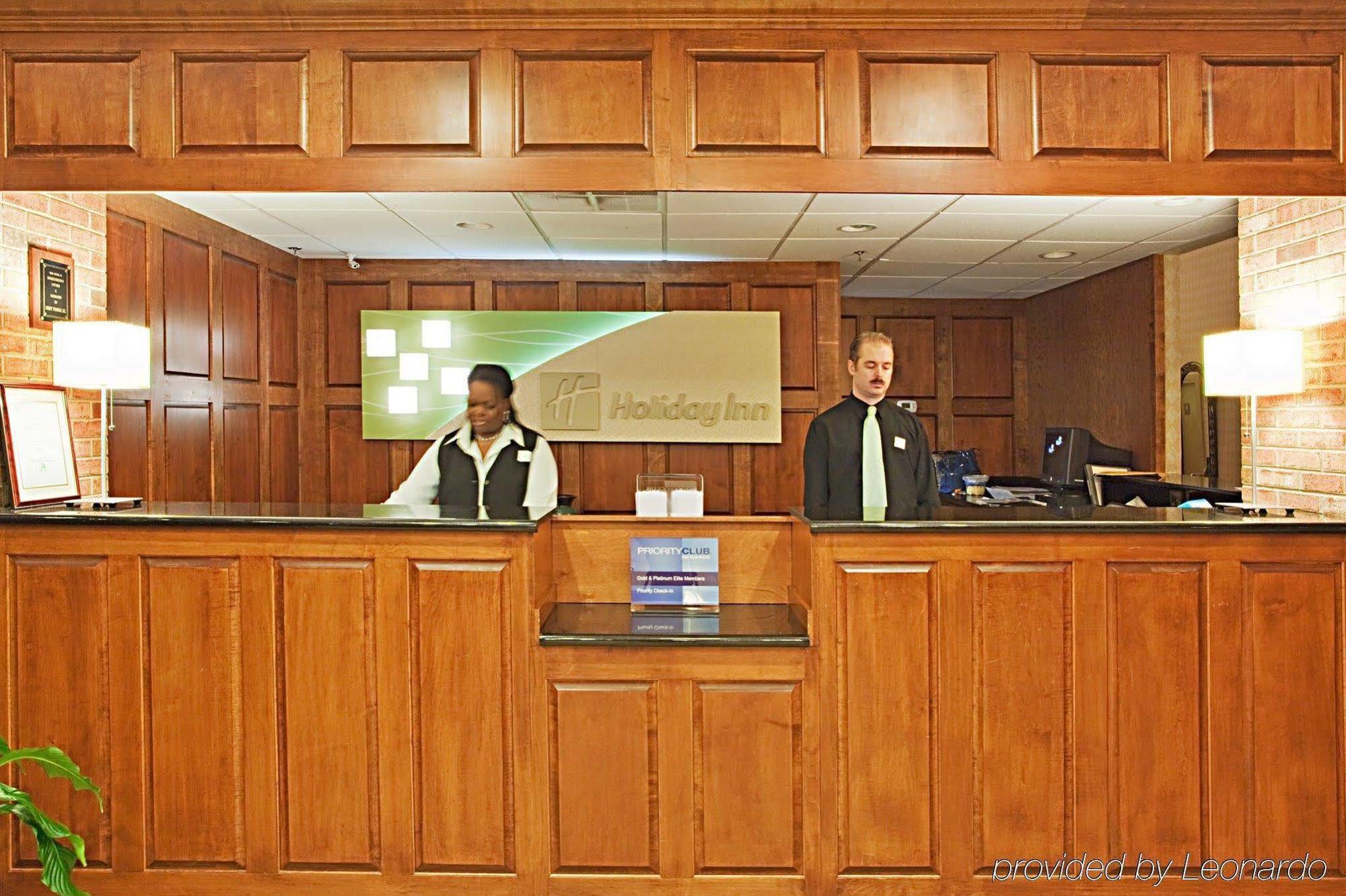 Holiday Inn Roanoke Airport - Conference Ctr By Ihg Интерьер фото