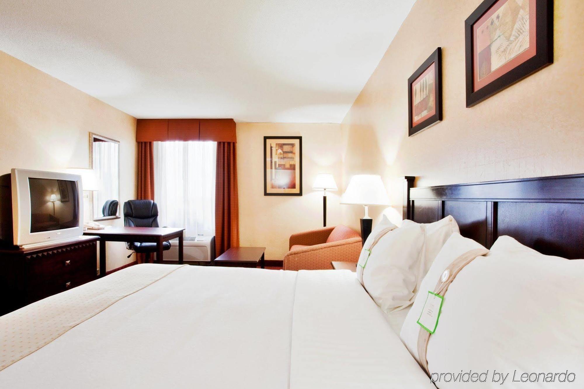 Holiday Inn Roanoke Airport - Conference Ctr By Ihg Экстерьер фото